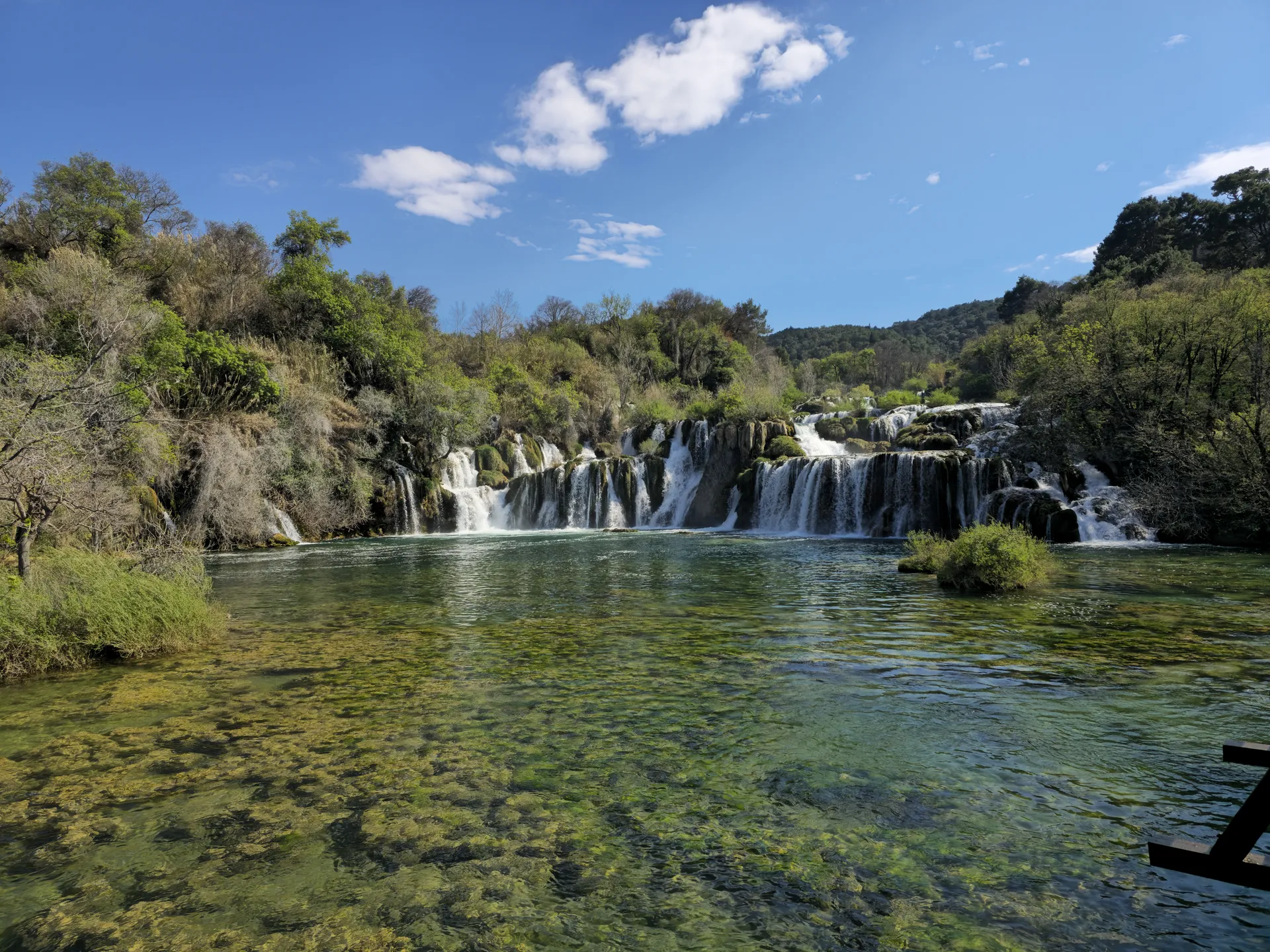 Kirándulás Krkára Splitből: a Skradinski Buk vízesések a Krka Nemzeti Parkban